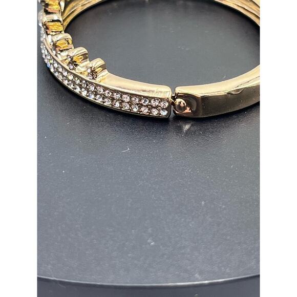Juicy Couture Signed Gold Tone Pave Crown Royal Bling Bangle Bracelet - Picture 12 of 14